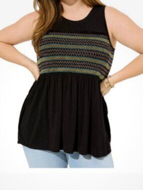 Torrid 2/2X top black with multicolor smock stitching